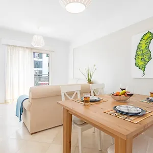  Apartamento Ajuda Ii By An Island