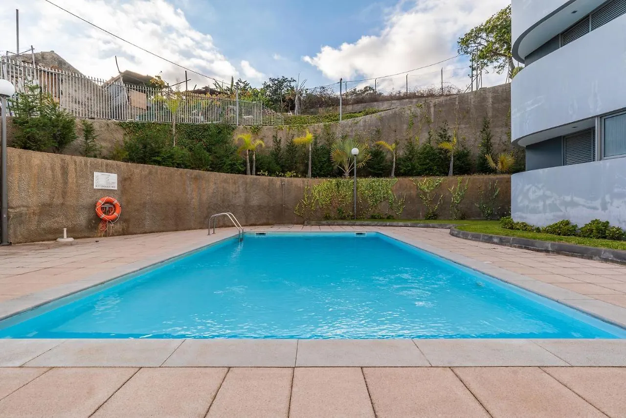 Prestige Apartment With Pool Funchal